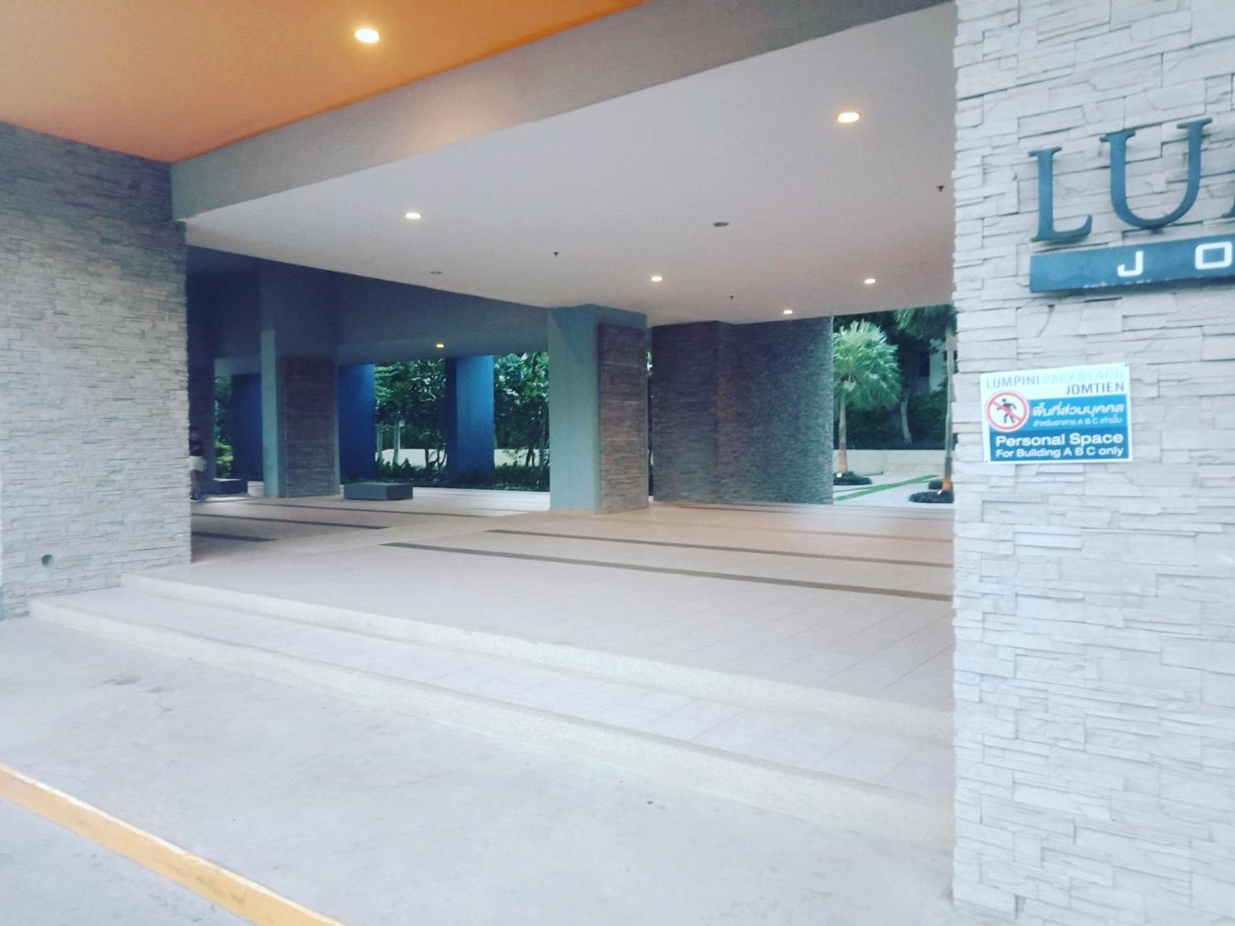 1 Bedroom Seaview Jomtein 9Th Jomtien Beach Exterior photo