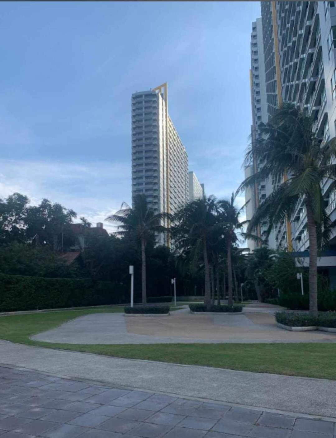 1 Bedroom Seaview Jomtein 9Th Jomtien Beach Exterior photo